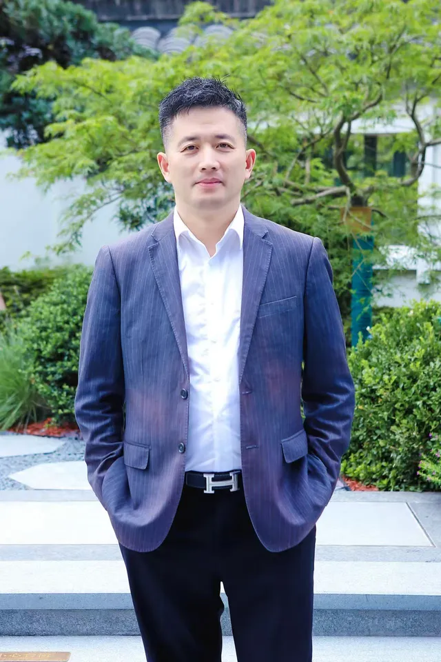 徐鲁平 形象照